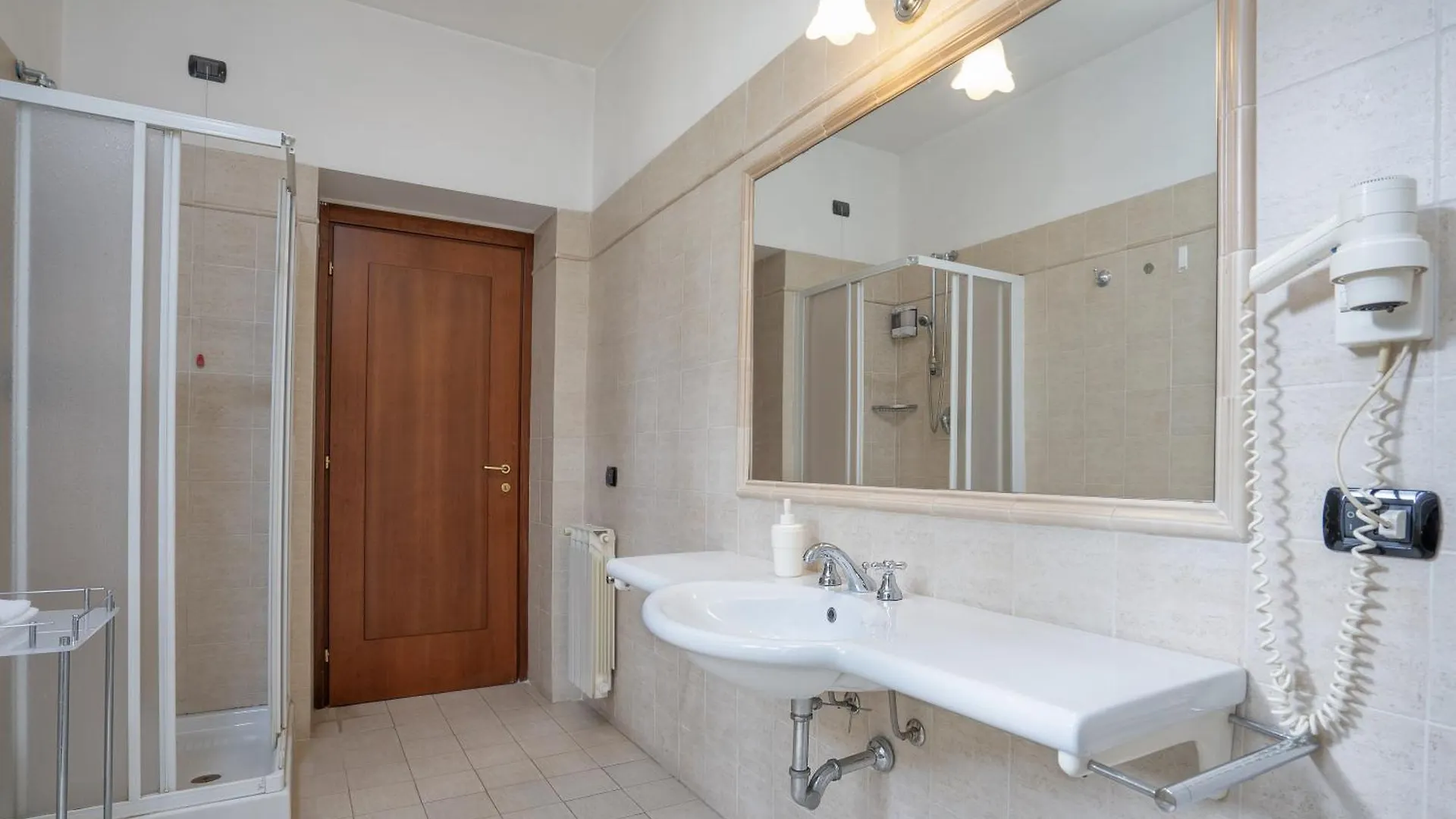 Comfort Rooms Villa Gaia Tor Vergata Rome